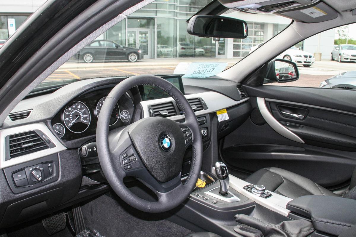 2013 BMW 328i-1