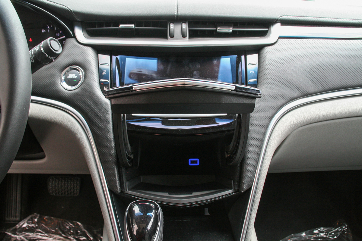 2013 Cadillac XTS-1