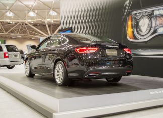 2015 Chrysler 200 Twin Cities Auto Show (3)