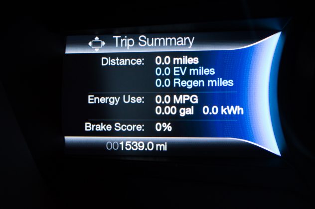 2014 Ford Fusion Energi Titanium -16