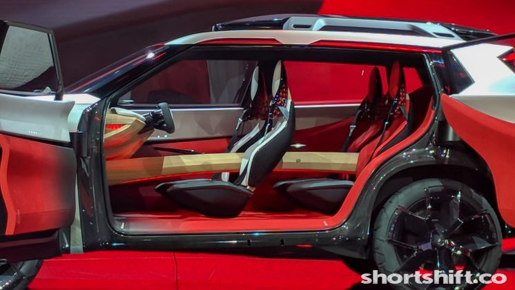 Nissan Xmotion Concept - Short Shift (6)
